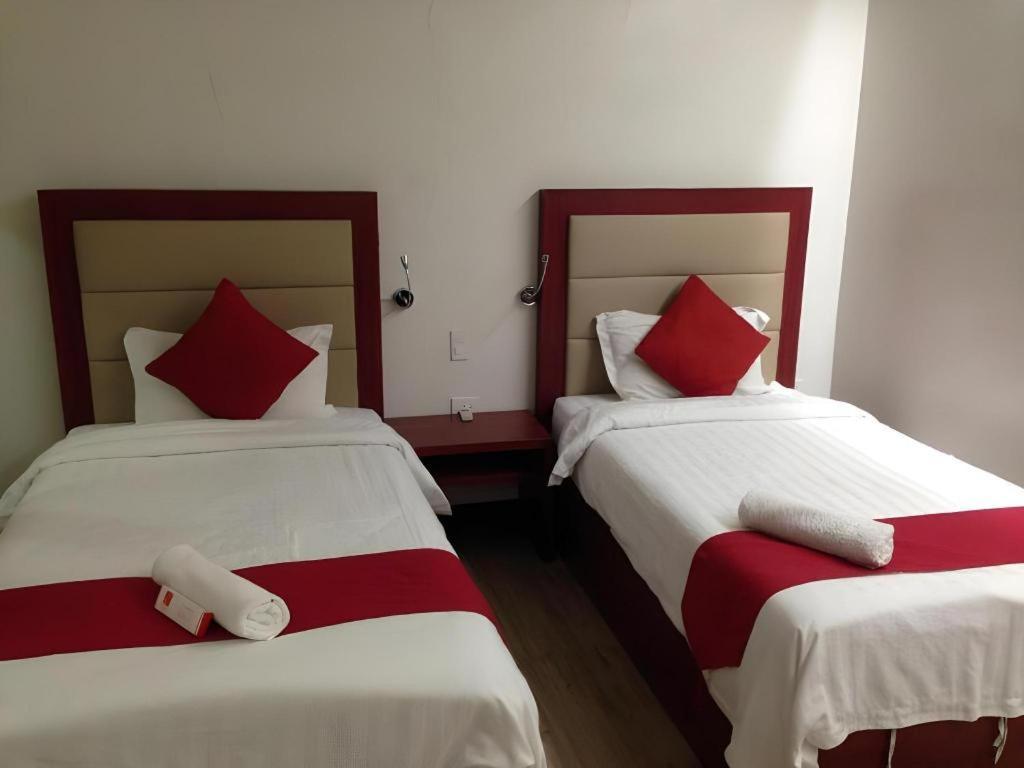 Cherry Midtown Hotel Olongapo Exterior foto