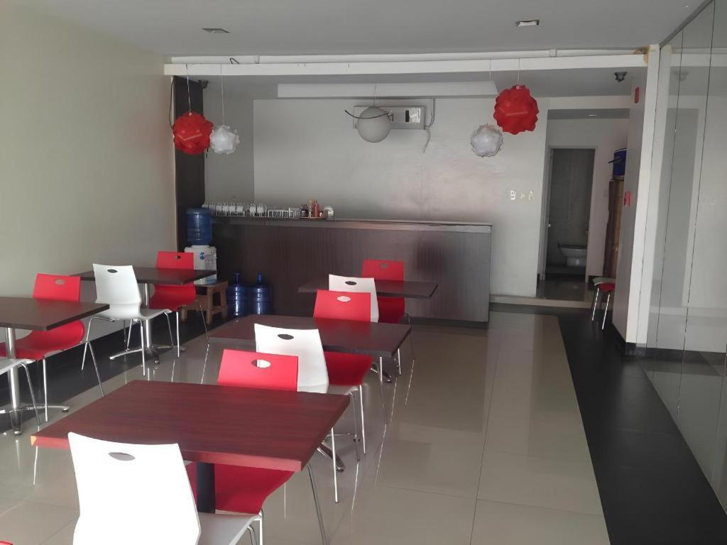 Cherry Midtown Hotel Olongapo Exterior foto