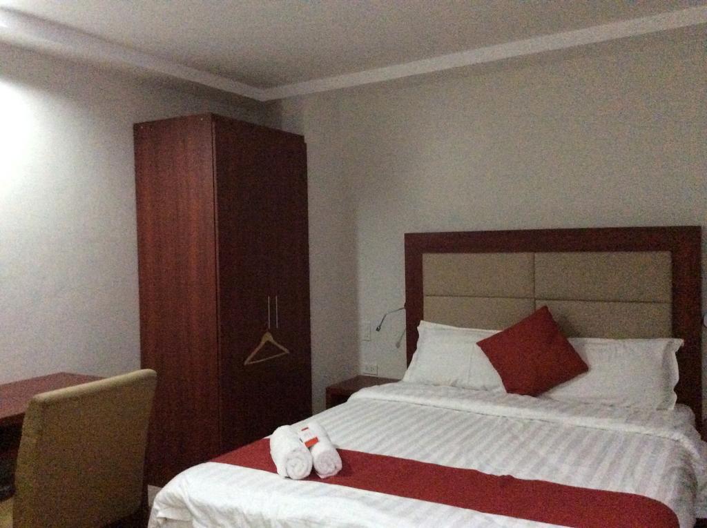 Cherry Midtown Hotel Olongapo Zimmer foto