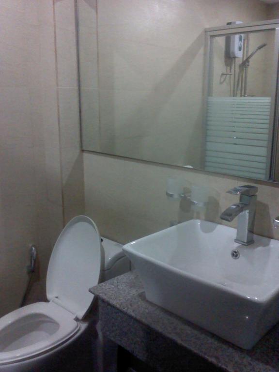 Cherry Midtown Hotel Olongapo Exterior foto