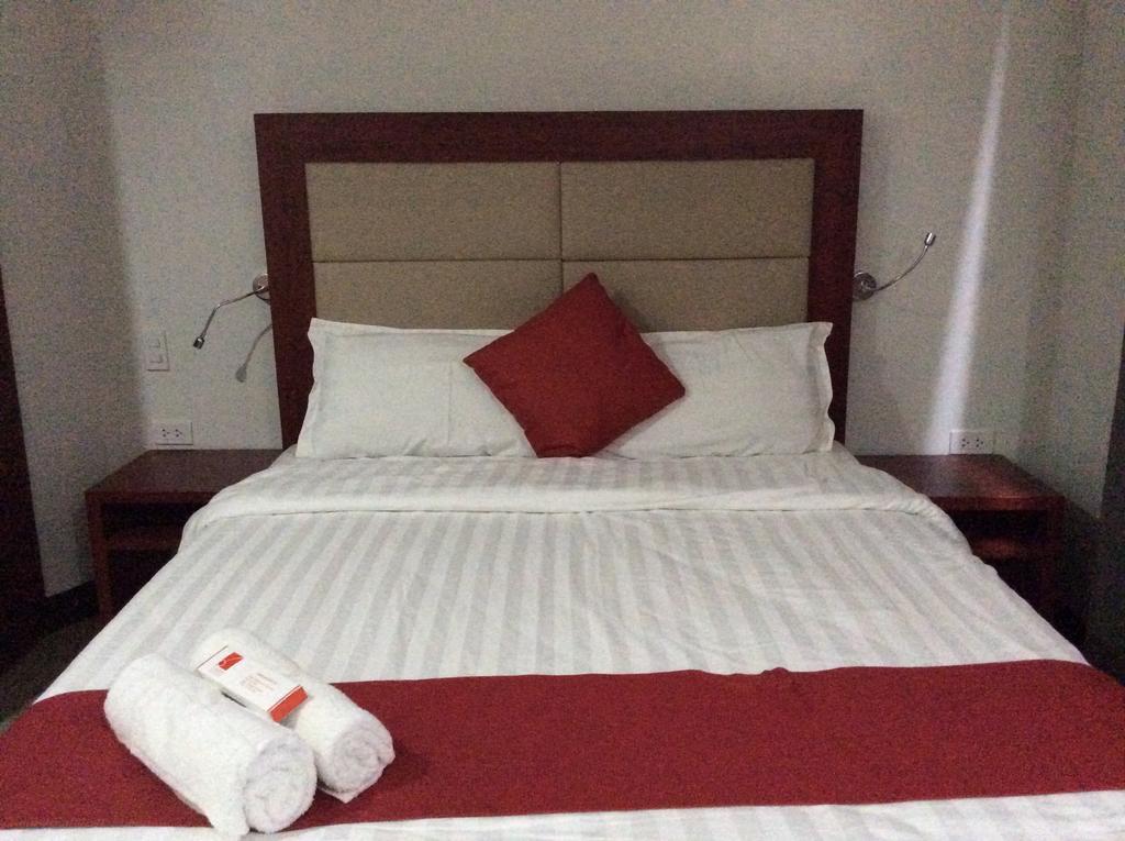 Cherry Midtown Hotel Olongapo Zimmer foto